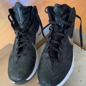 New WO tags Nike men size 11 Hyperquickness Lunarlon